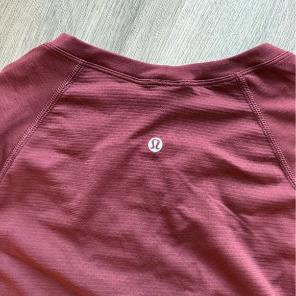 NWOT Lululemon Swiftly Tech Long Sleeve, Sz 10, Red Merlot - EXCELLENT CONDITION - Picture 3 of 6